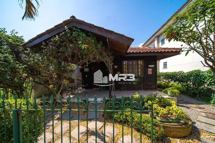 Vargem Pequena | Casa 2 quartos, sendo 1 suite