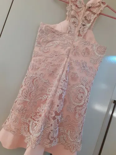 Lindíssimo vestido de de renda