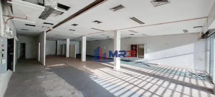 Loja para locação na Taquara com 1000m²