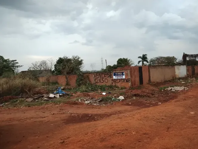 TERRENO PRÓX.GUAICURUS