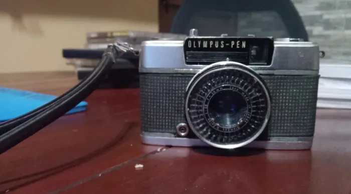 Máquina fotográfica Olympus Pen EE S 2