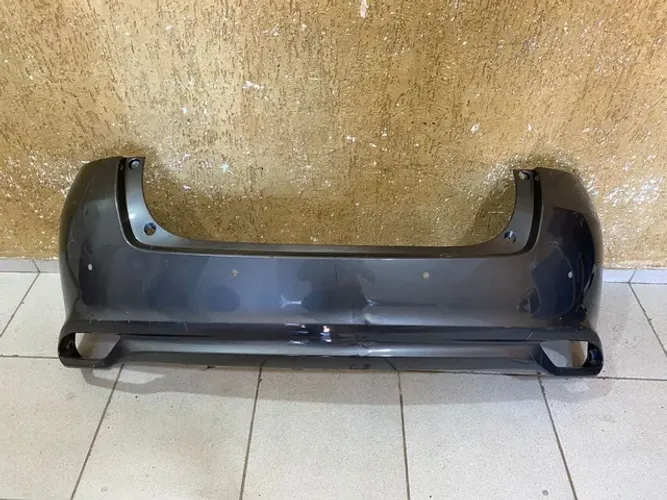 Parachoque traseiro Yaris hatch 2007/2008/2009/2010/2011/2012/2013