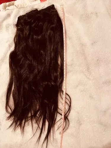 Cabelo ondulado na tela - 50cm