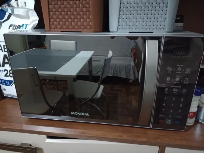 Microondas Mondial 34 litros inox
