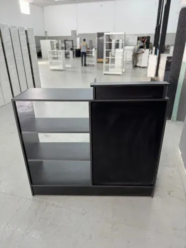 Balcão caixa c/ vitrine acoplado MDF