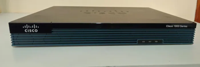 Roteador Cisco 1905-K9
