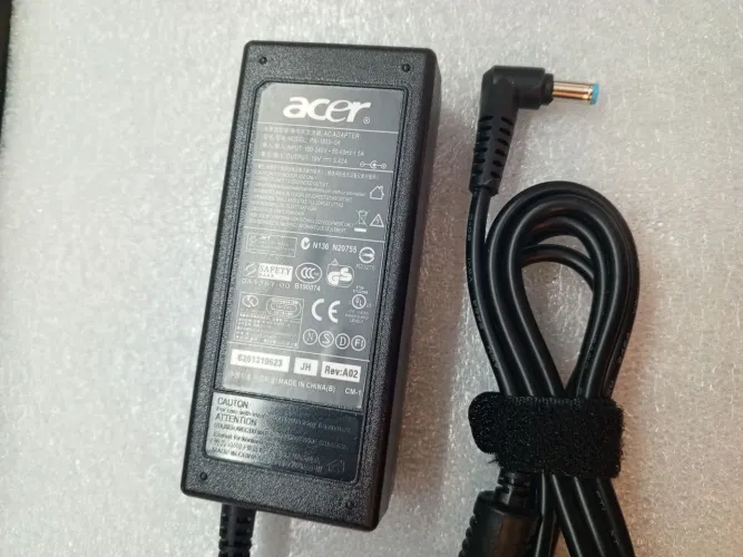 Fonte para notebook Acer padrão pino azul