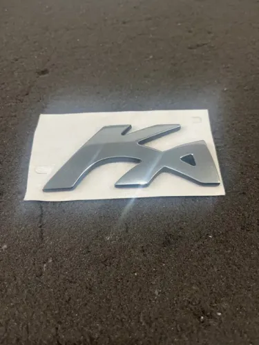 Emblema tampa traseira Ford Ka 2008/13. Genuína 