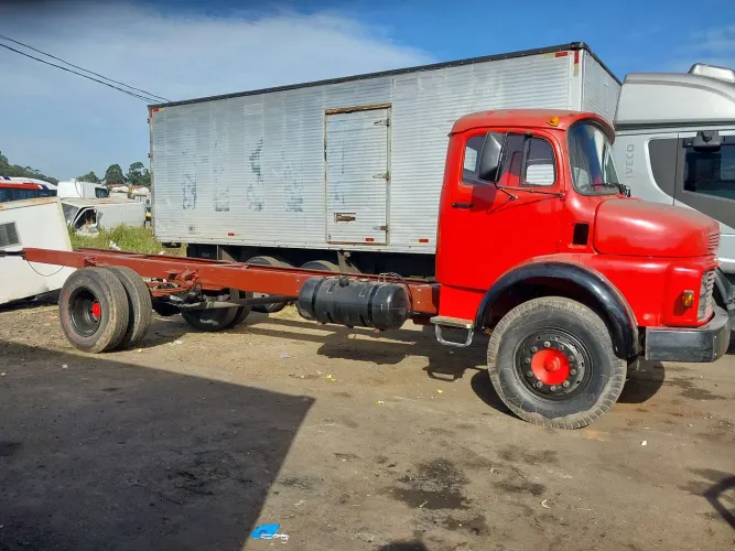 Caminhao mb 1513 ano 84 caçamba truck