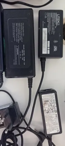 Carregadores usados para Notebook e PCs de mesa.