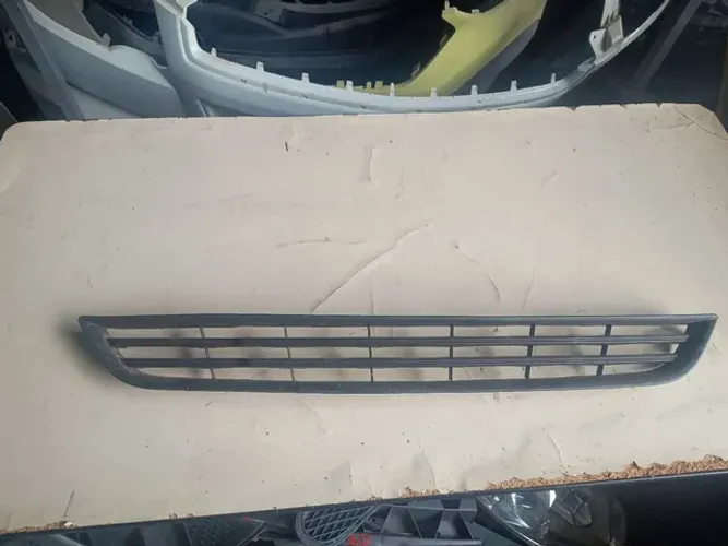 Grade parachoque New fiesta hatch