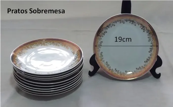 Jogo de Pratos de sobremesa, Porcelana Steatita Original, anos 60, rico em detalhes em ou