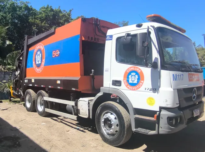 Caminhão Compactador MB1729, ano 2019