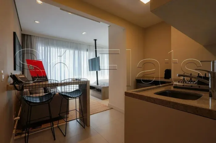 Studio para locação de alto padrão com 42m² no bairro de Pinheiros ao lado do Shopping Igu