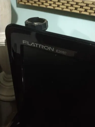 Monitor LG flatron E2050