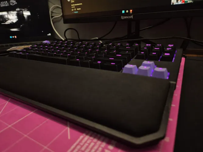 Teclado mecânico razer blackwidow tournament edition chroma v2 - switch yellow