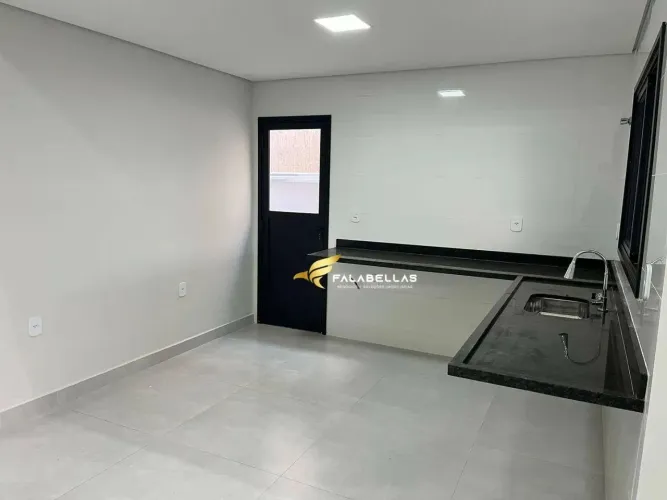 Casa com 3 dormitórios à venda, 108 m² por R$ 630.000,00 - Loteamento Serra dos Cristais -