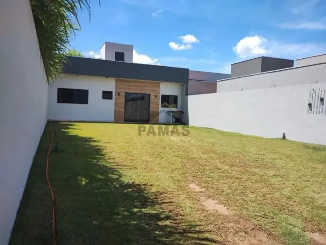 Nova, térrea em bairro tranquilo e que valoriza a cada dia, Louveira/SP