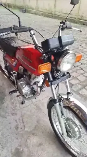 CG 1983 Segundo Dono (toda original)