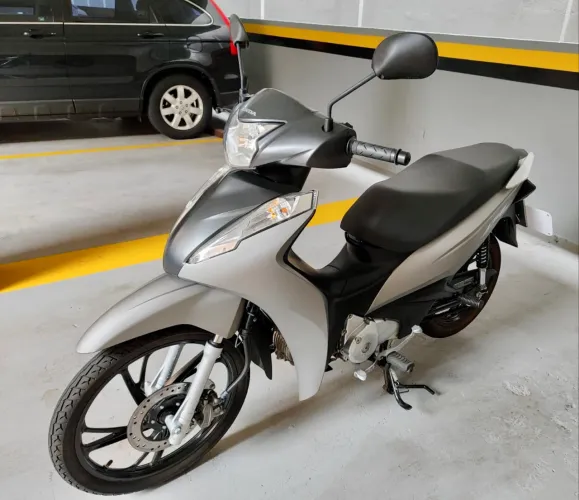 BIZ 125 PARTIDA ELÉTRICA 2024 1.800 KM FREIO A DISCO