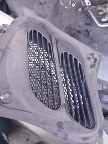 Grade capo do Peugeot 206