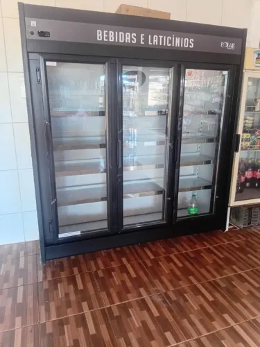 Expositor Pará bebidas e Lacticínios 3 Portas - Novo Somos Loja 