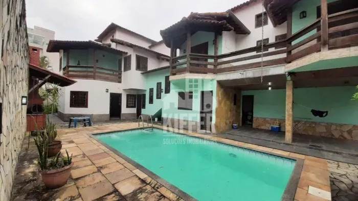 Casa com 5 quartos à venda, 403 m² por R$ 1.800.000 - Camboinhas - Niterói/RJ