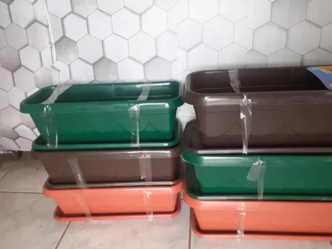 Floreiras. O preço é por unidade. Leia com atenção!