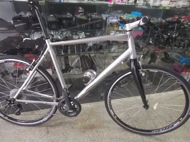 Bicileta Hidrida Trek Fx, Quadro em Al e Garfo Carbono bike agil. BLACK FRIDAY