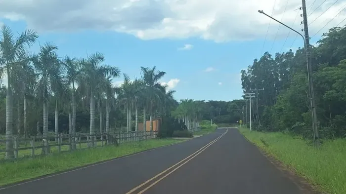 Alugo Área 4.700 m² com 3 frentes - Saída de 3 lagoas Aeroporto Santa Maria