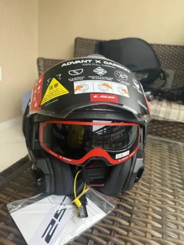 Capacete LS2 Advant X Carbon FF901
