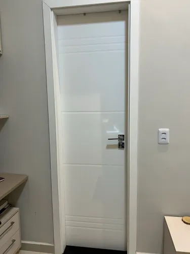 Porta laminada