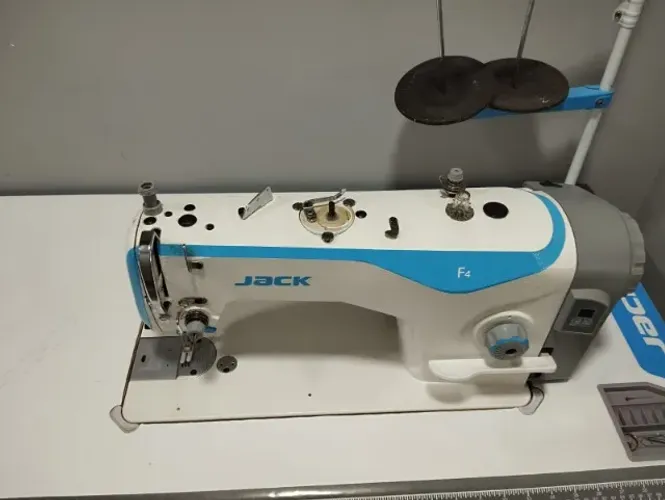 Máquina de costurar