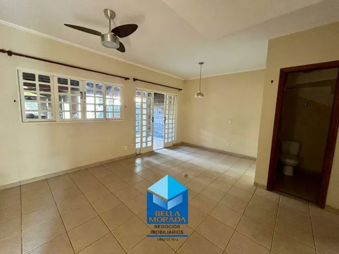 Casa em Condomínio Fechado - R$ 650 mil