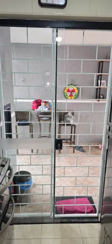 Grade de proteção para porta 