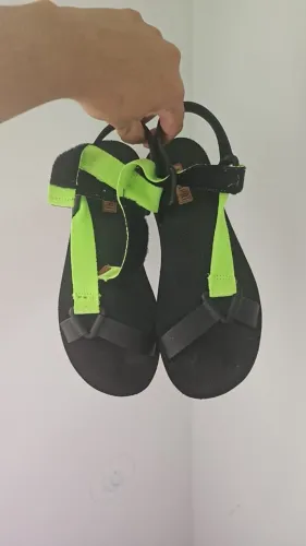 Sandália AnaCapri 37 preta e verde neon