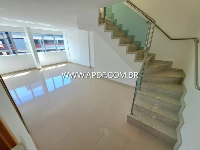 Cobertura para Venda em Brasília, Setor Noroeste, 2 dormitórios, 1 suíte, 3 banheiros, 2 v