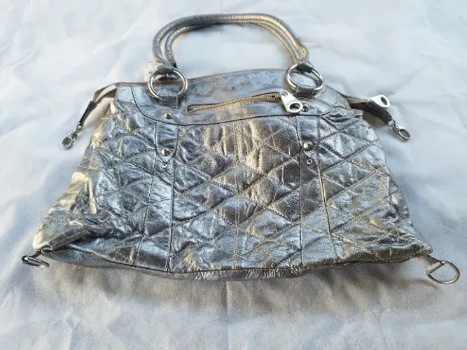 Bolsas Feminina Couro (05 unidades) R$49,99