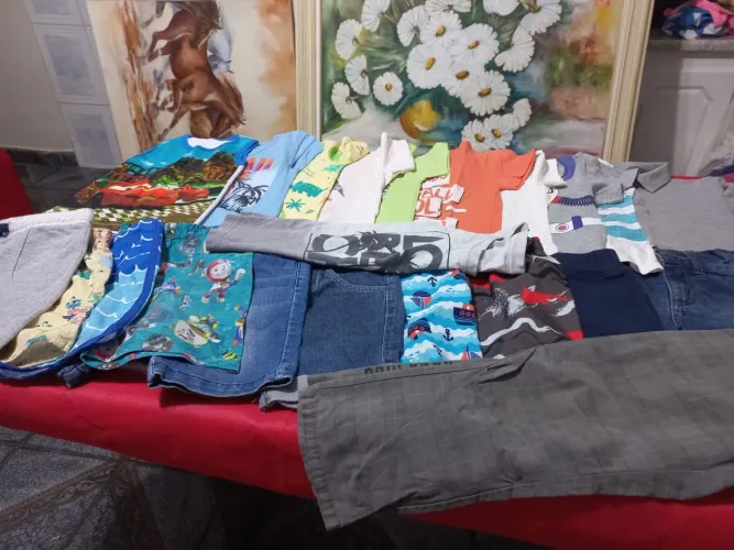 Roupa infantil tamanho 3. Lote com 22 peça 