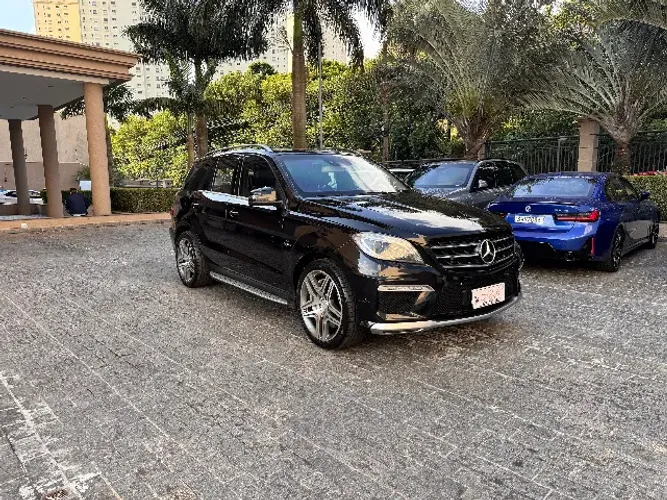 Mercedes-Benz ML-63 AMG 5.5 V8 Bi-turbo Aut. 2012