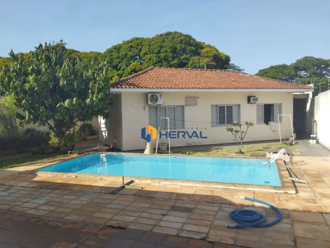 Casa com 5 dormitórios à venda, 291 m² por R$ 1.300.000,00 - Zona 05 - Maringá/PR