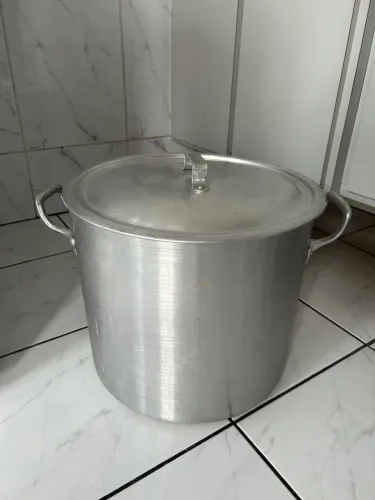 Caldeirão para feijoada de alumínio