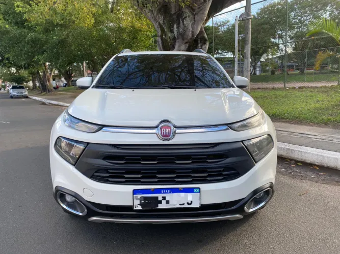 ? Fiat Toro Freedom 2.0 Diesel 4x4 2019 - Branco - 130.000 km - R$ 89.900