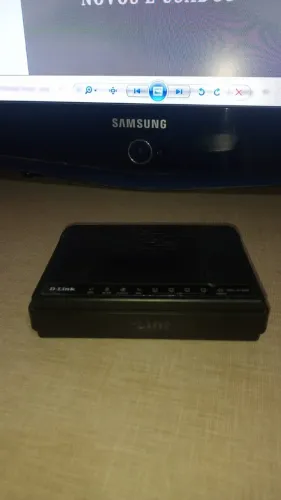 Modem D-link Roteador Wireless Adsl2 - 2730r - 150mbps Preto