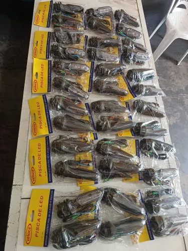 Pisca LED KIT COM 4 piscas PROMOÇÃO parafusos de encaixe 