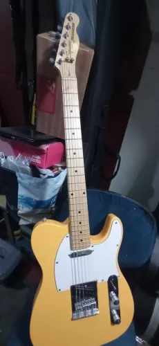 Guitarra Telecaster squier