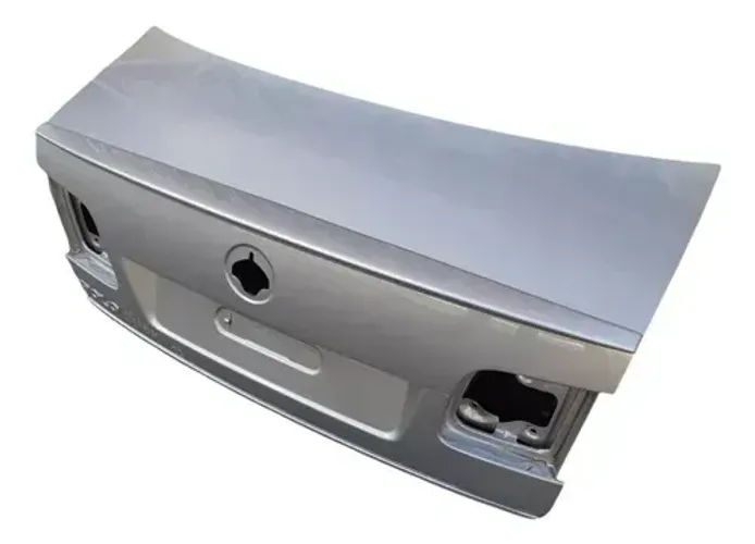 Tampa Traseira Polo Sedan 2005 A 2013 (sem Aerofólio Friso) (Usado)