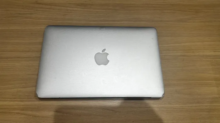 MacBook Air 11 2015 - Apple