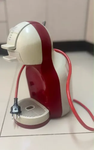 Maquina Dolce Gusto Seminova 