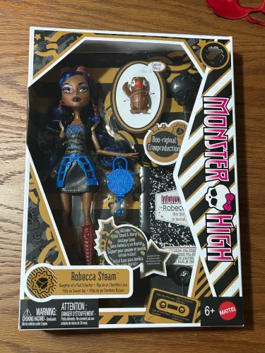 Monster high robecca creeproduction
